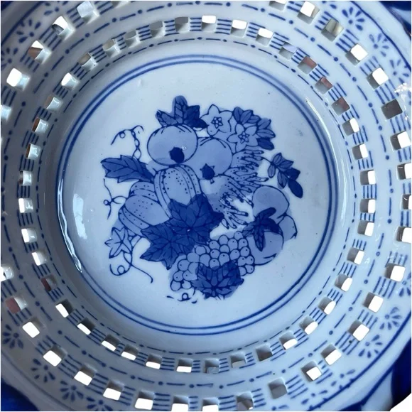 Vtg Blue White Harvest Basket Fruit Pattern Reticulated Bowl Twisted Handles 8" - Picture 2 of 9